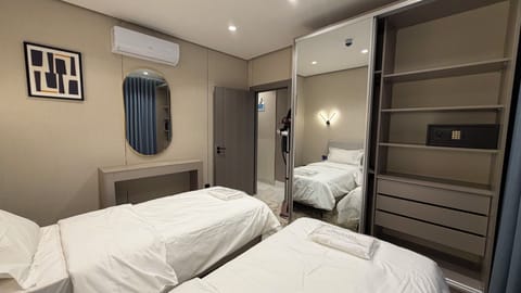 Apartment, 1 Bedroom, Accessible, Smoking | 1 bedroom