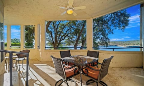 Spacious Lakefront Patio Living