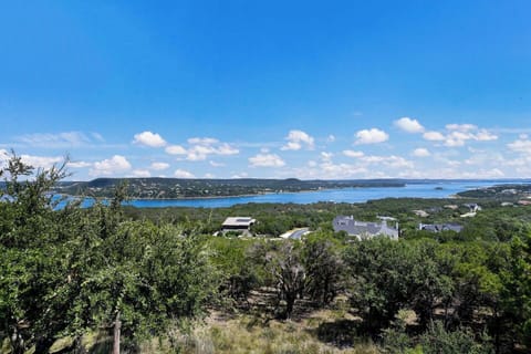 Panoramic Views from Upper & Lower Patios