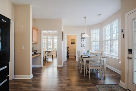 House, Multiple Beds, Patio, Garden View (Tide and Time Again) | Dining