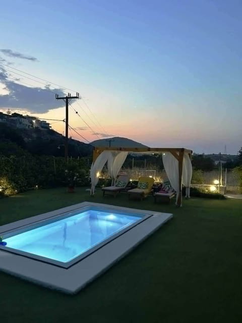 House, Smoking | 2 bedrooms