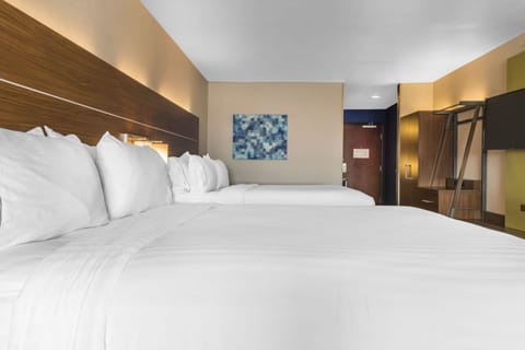 In-room safe, desk, iron/ironing board, rollaway beds