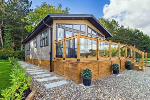 Highland Cottage, Beverley - Host & Stay