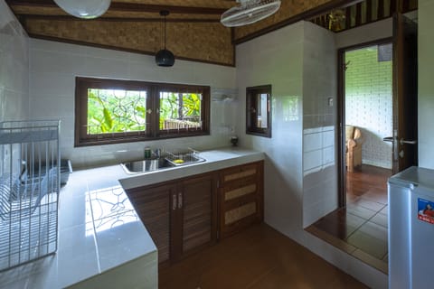 The Bungalow | Private kitchen | Coffee/tea maker, highchair