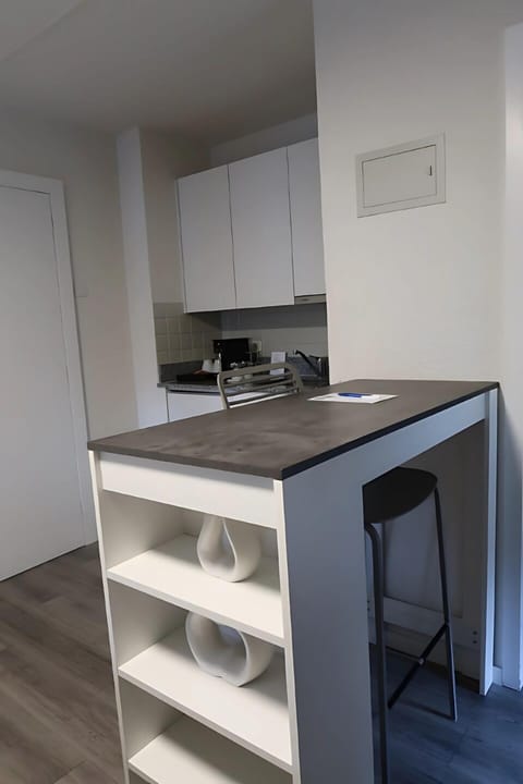 Classic Double Room Single Use, 1 Queen Bed | Premium bedding, minibar, individually decorated, desk