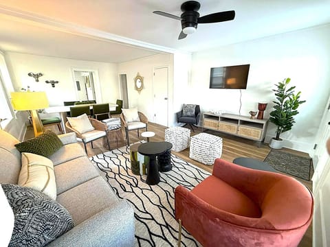 MAIN HOUSE-LIVING ROOM