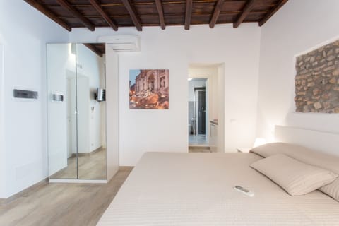 Apartment, 1 Bedroom | Laptop workspace, soundproofing, iron/ironing board, free WiFi
