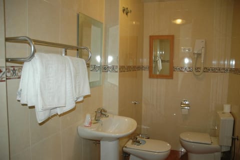 Free toiletries, hair dryer, towels