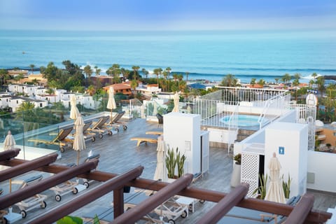 Rooftop terrace