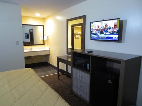 Desk, free WiFi, bed sheets, wheelchair access