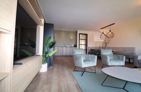 House | Living room