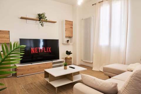 Relax & Smart TV