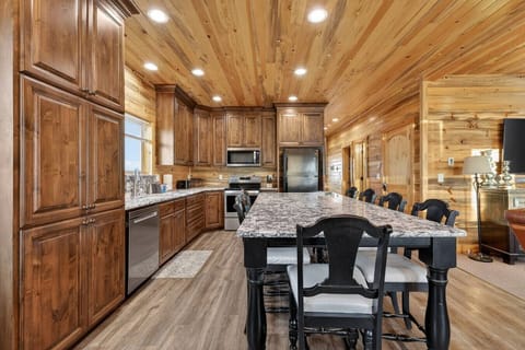 Lodge - Kitchen Area
