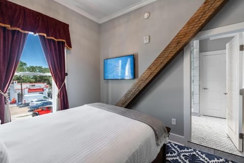 Single Room, City View | In-room safe, desk, iron/ironing board, free WiFi