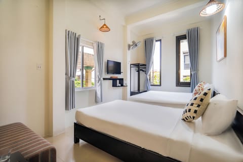 Family Triple Room, City View | Free WiFi