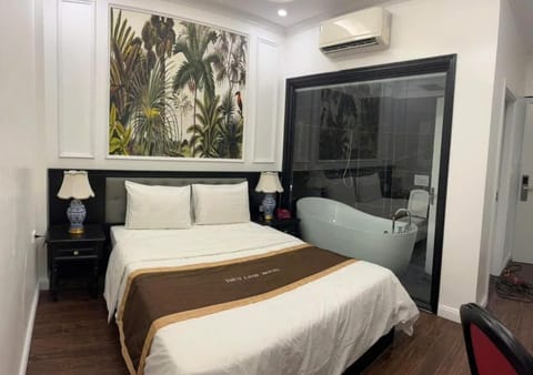 Deluxe Double Room, City View | Soundproofing, iron/ironing board, free WiFi