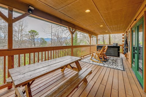 Bryson City Vacation Rental | 2BR | 1BA | Stairs Required | 1,100 Sq Ft
