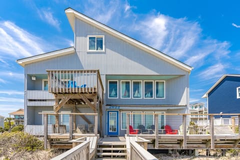 Time in a Bottle Oceanfront Exterior
