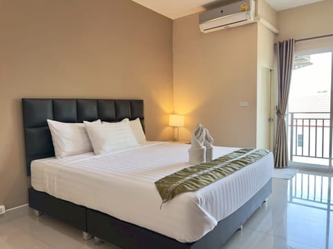 Standard Double Room | Free WiFi