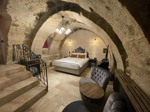 Standard Room | Premium bedding, down comforters, in-room safe, individually furnished