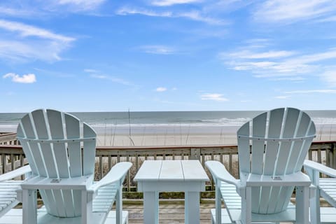 Oceanfront Deck (2)
