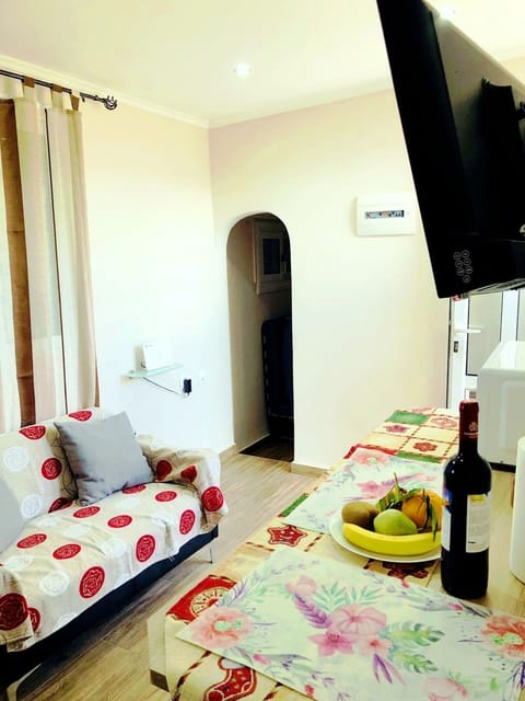 House | 1 bedroom