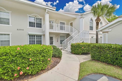 FL203 - Top floor 2 bedroom, 2 bathroom in Fountain Lakes