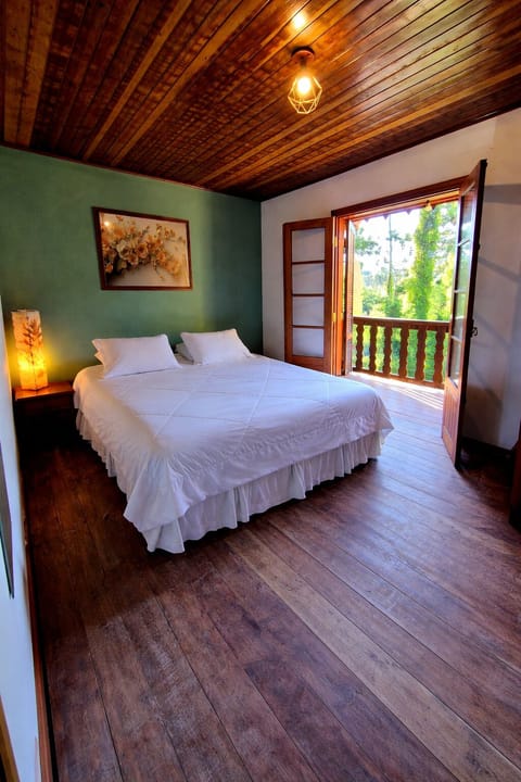 Chalet, Balcony, Garden View | Television