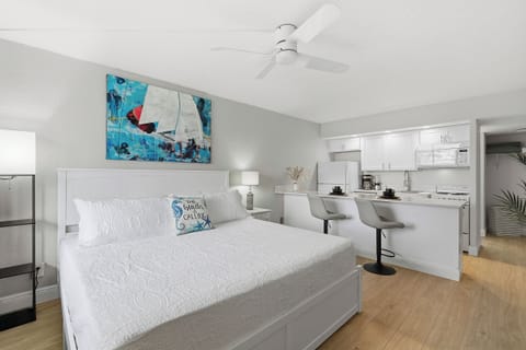 Welcome to Ocean Breeze Resort 106