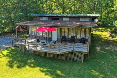 Welcome to Forest Glen - a peaceful mountain retreat tucked among the trees. 