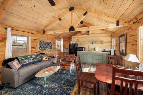 Welcome to Sunflower River Hideaway.