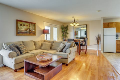 Poplar Bluff Vacation Rental | 2BR | 2BA | 1,000 Sq Ft
