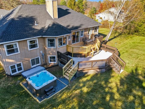 Welcome home, your serene lakeside retreat.