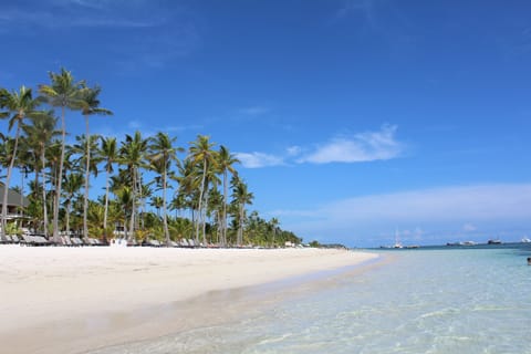 Apartment, 2 Bedrooms, Accessible, Smoking | Beach