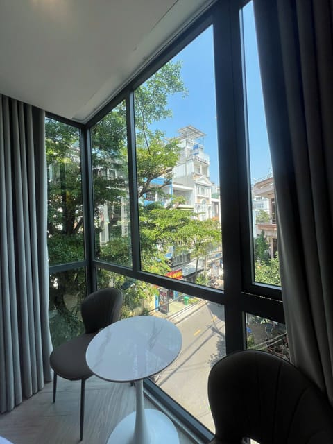 Luxury Double Room, 1 Queen Bed, Non Smoking, City View | Interior