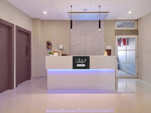 House | Reception
