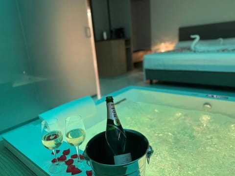 Luxury Double Room | In-room safe, blackout drapes, iron/ironing board, free WiFi