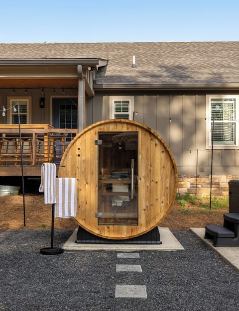 The barrel sauna, your private space to detox, reset, and reconnect with yourself.
