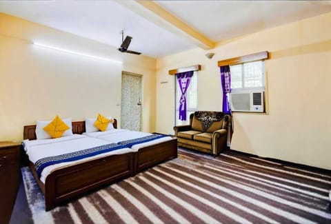 Deluxe Double Room | Desk, laptop workspace, soundproofing, free WiFi
