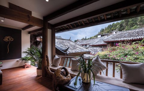 Family Twin Room, Courtyard View | Balcony view