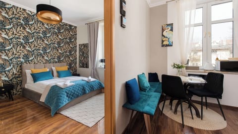 Studio (10) | Individually furnished, iron/ironing board, free WiFi