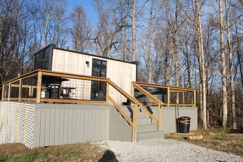 View of the front of the cabin.