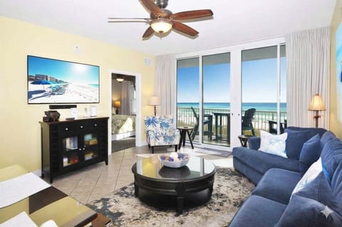 Living Room - Waters Edge Resort Unit 310, Okaloosa Island, Fort Walton Beach, FL, Vacation Condos by Sunset Resort Rentals