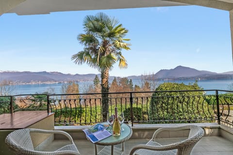 Lake View