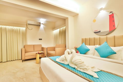 Family Suite, City View | In-room safe, desk, laptop workspace, soundproofing