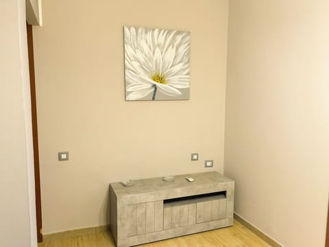 Apartment, 2 Bedrooms, Balcony | Interior