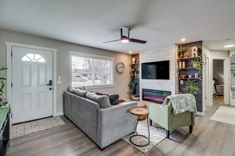 House (2 Bedrooms) | Interior