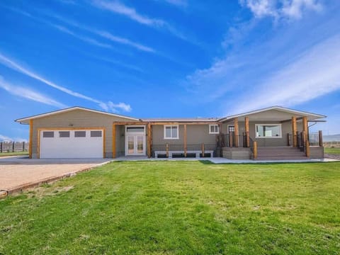Big Foot Ranch Retreat in Melba, Idaho – Spacious 6-Bedroom Country Home with Mountain Views

