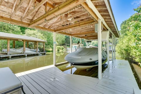 Boat Dock | Covered Boat Lift, Calm Waterway & Easy Lake Access