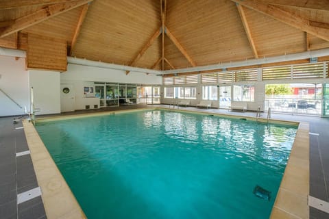 Holiday Home Swimming Pool